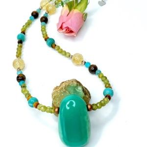 Green Prosperity Crystal Healing Necklace